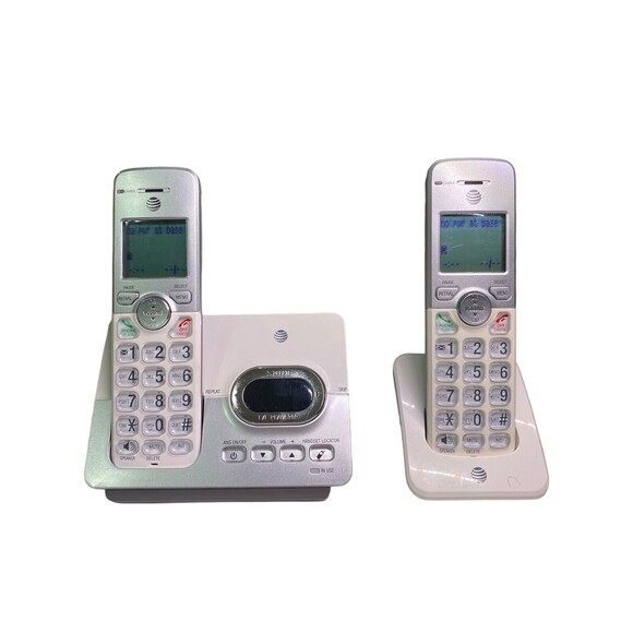 AT&T 2 Handset Cordless Phone Answering System (EL52203) - Picture 6 of 12